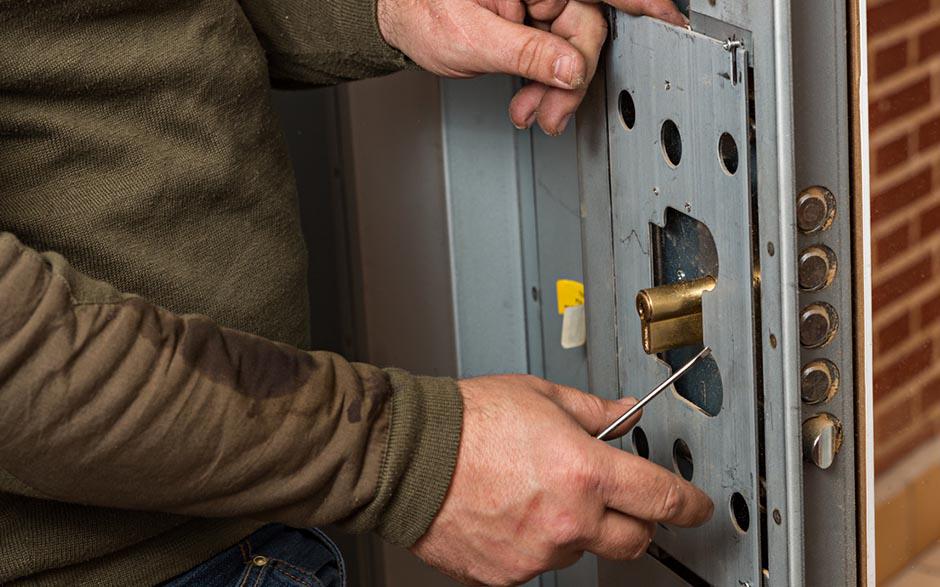 ouverture de porte blindée claquée Montfermeil